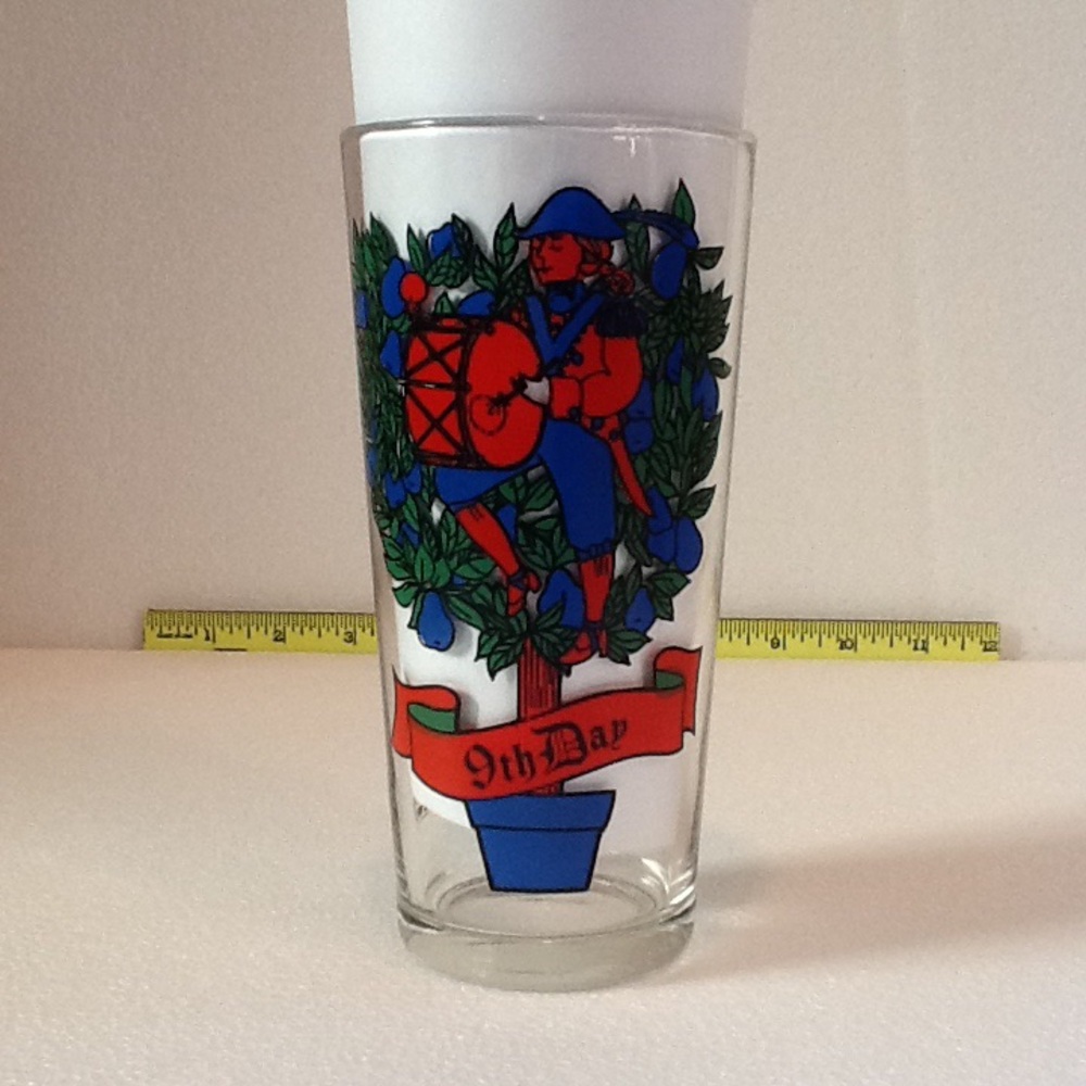 Pepsi 9th Day of Christmas 1970’s Glass.
